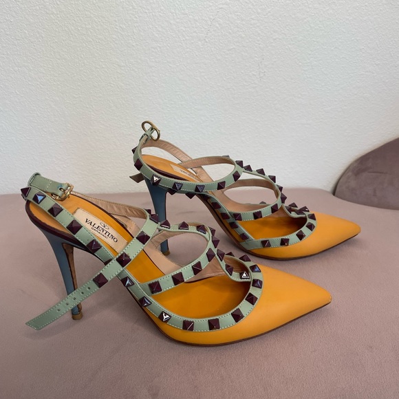 Multi color Valentino Rockstud Leather Ankle Strap Pump size 39 1/2 - Picture 4 of 4